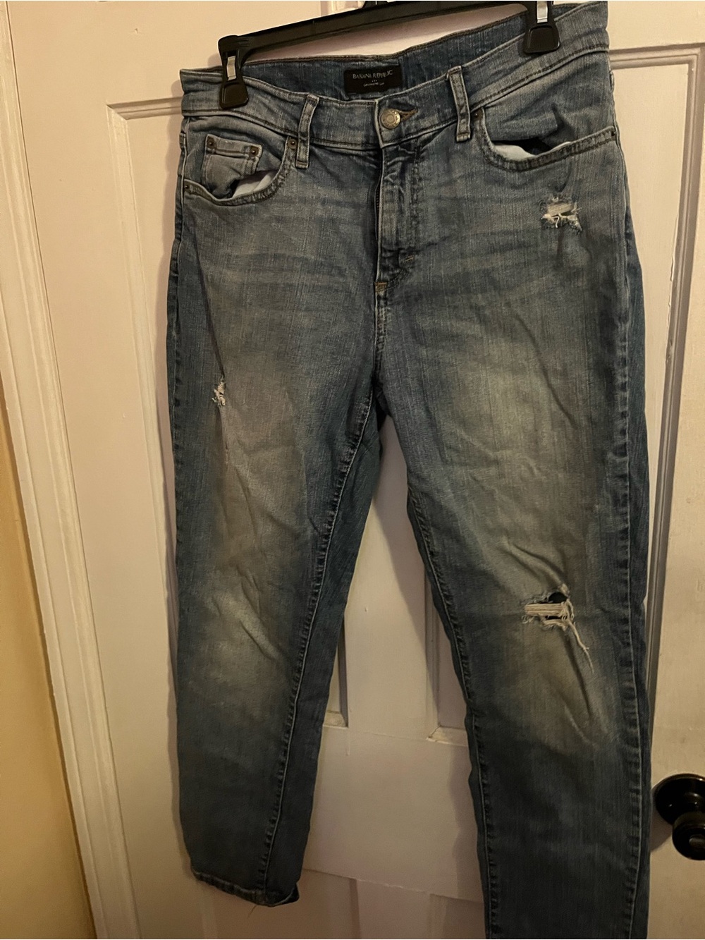 Banana Republic Women's Light Blue Distressed Boyfriend Jeans